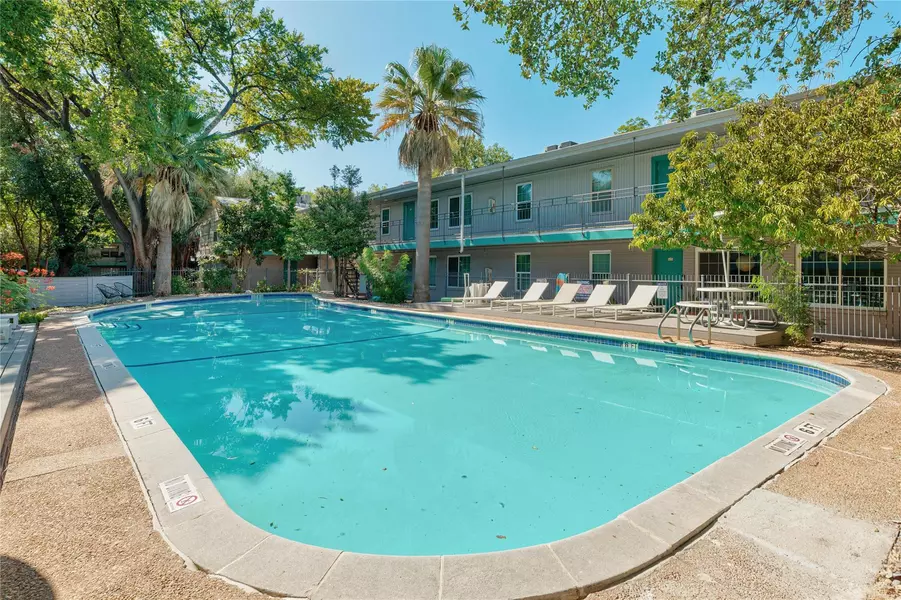 300 Crockett ST #302, Austin, TX 78704