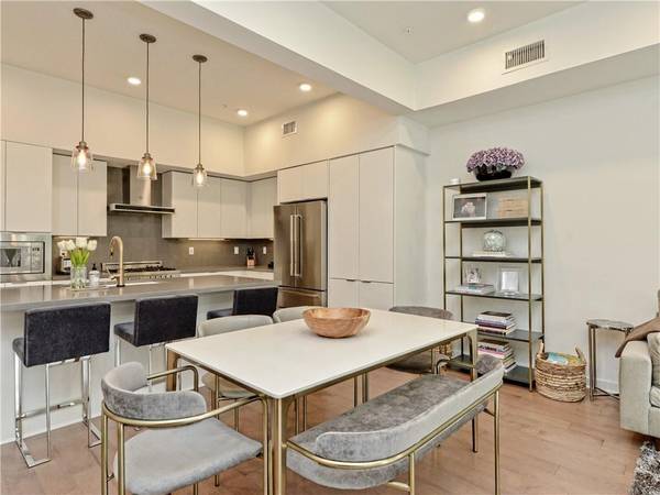 2003 Wilson ST #2, Austin, TX 78704