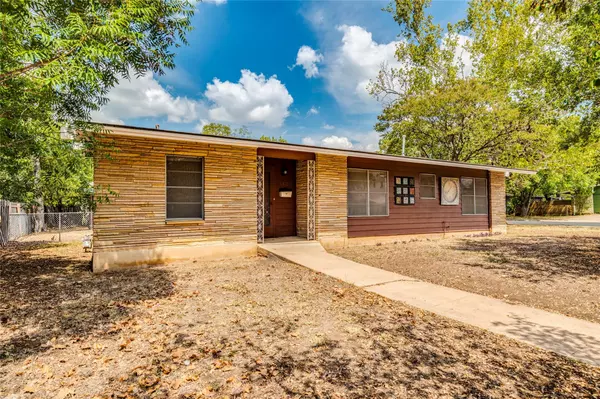 4622 Philco DR, Austin, TX 78745