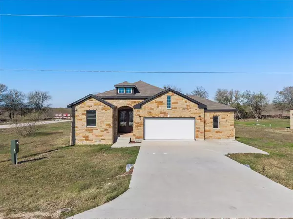 217 Gato RD, Cedar Creek, TX 78612