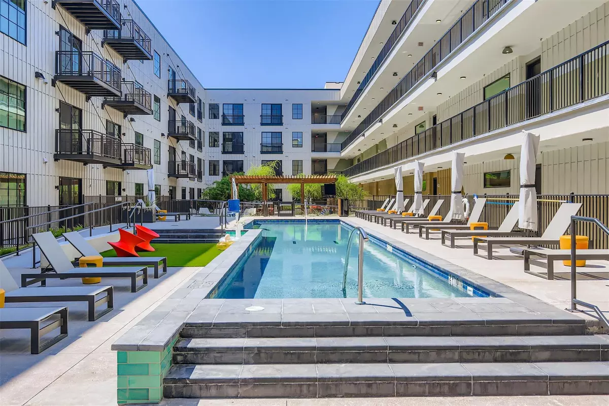 Austin, TX 78745,4315 S Congress Ave #233