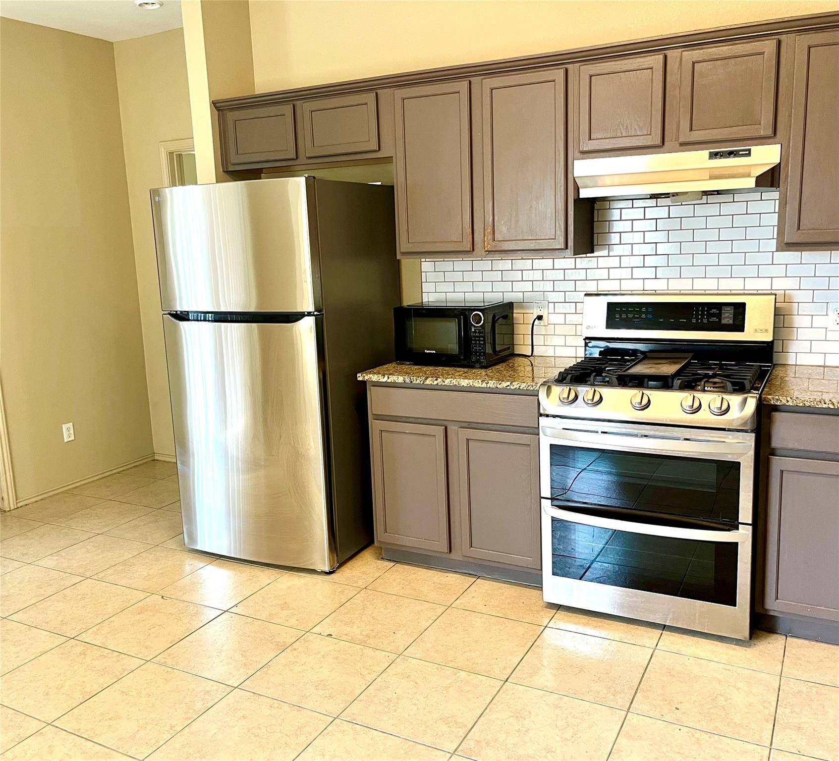 Pflugerville, TX 78660,317 Tudor House RD