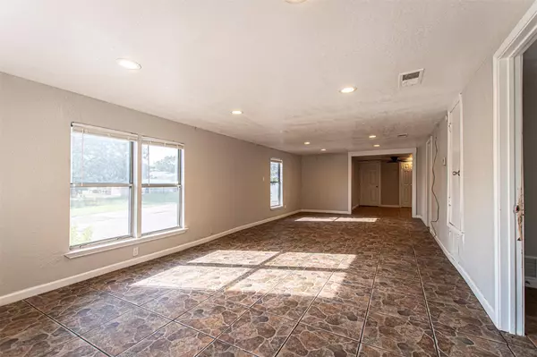 Austin, TX 78741,6405 Torres ST