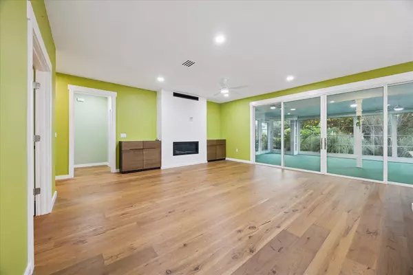 Georgetown, TX 78633,110 Hale CT