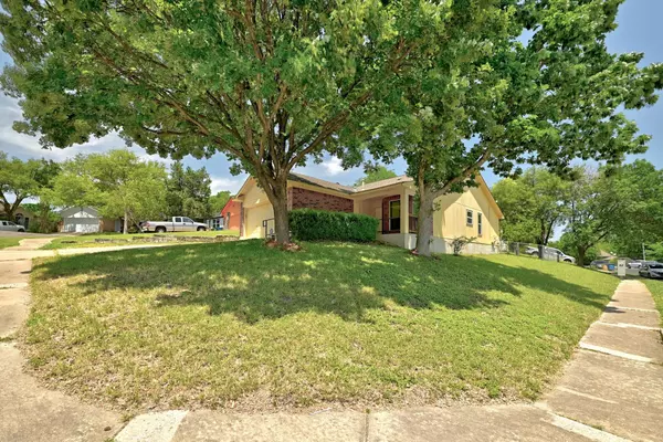 Austin, TX 78744,5000 Acorn Grove CT
