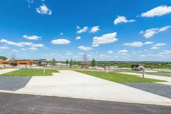 5386 Ranch Road 1376 RD #121, Fredericksburg, TX 78624