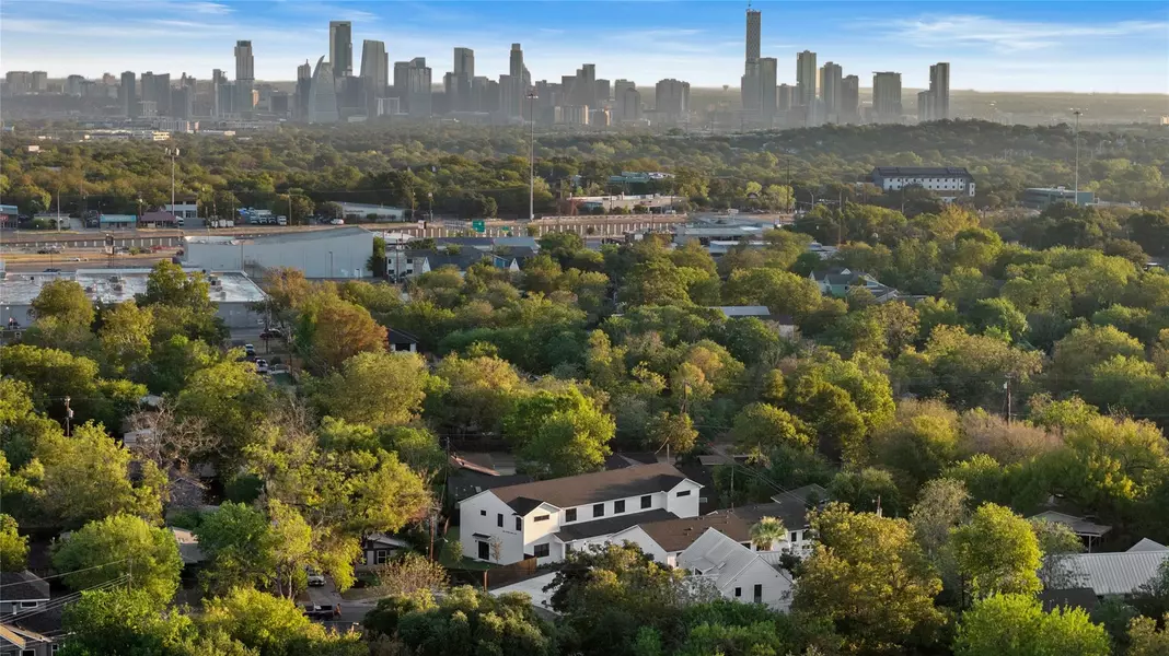1500 Sylvan Glade RD #1A, Austin, TX 78745