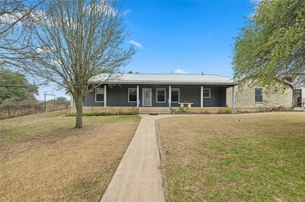 1336 S Fm 1174, Bertram, TX 78605