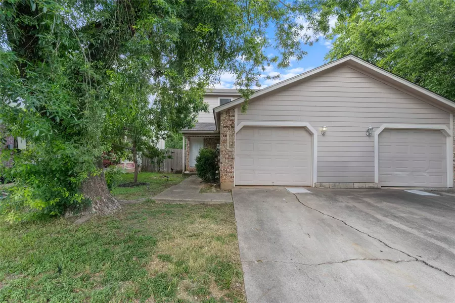 9209 Kempler DR #A, Austin, TX 78748