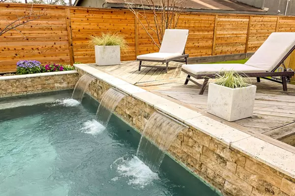 Houston, TX 77018,1021 Wakefield DR