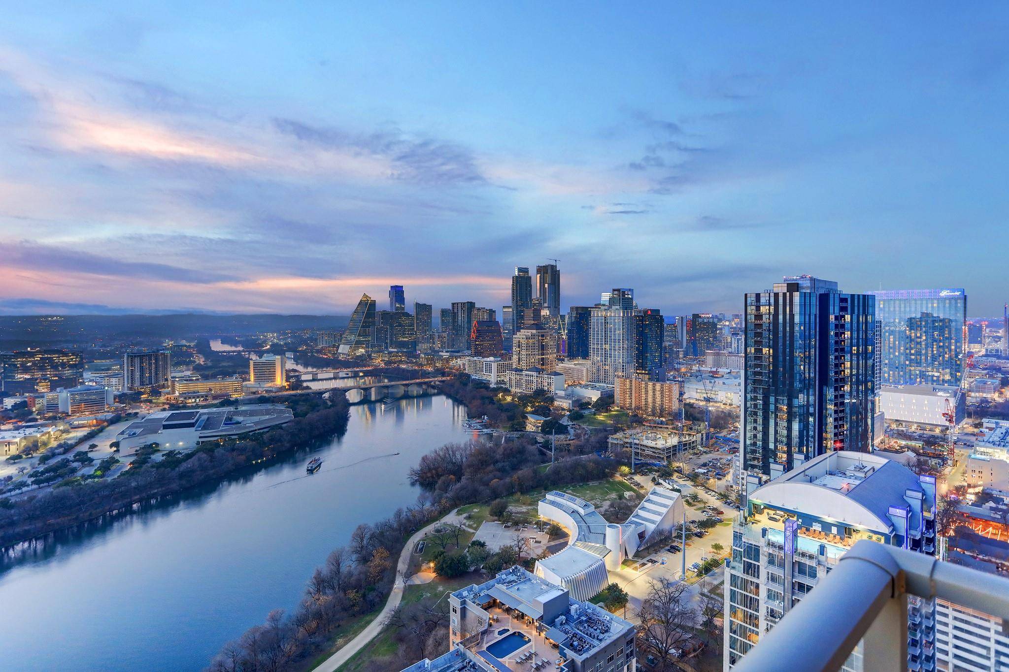 44 East Ave #3202, Austin, TX 78701
