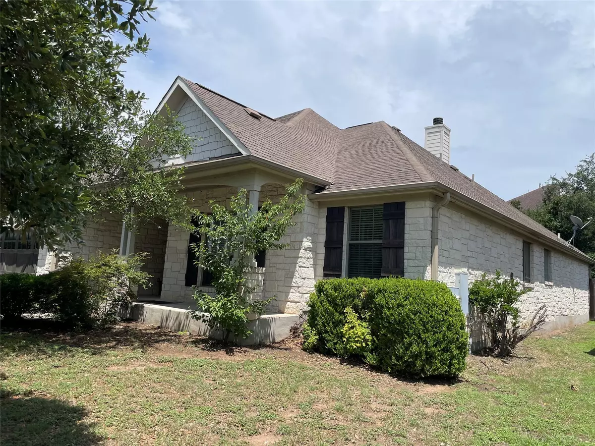 Austin, TX 78736,7609 Covered Bridge DR