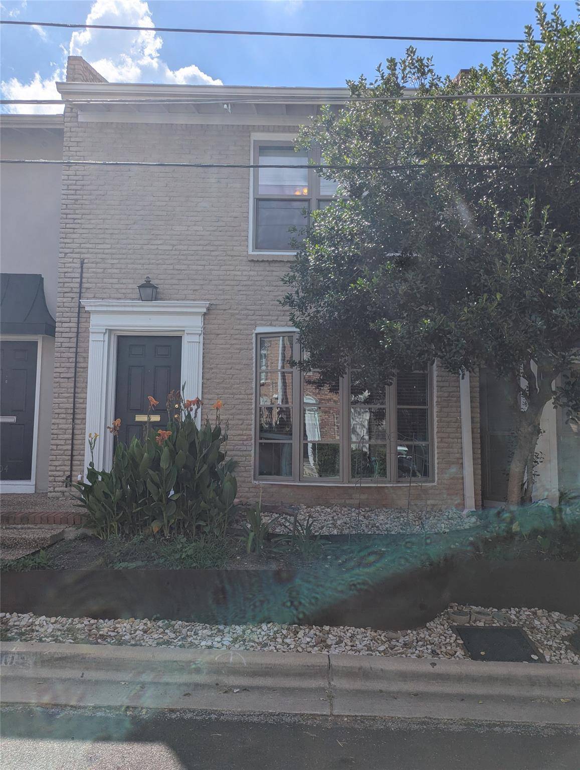 2316 Enfield RD #103, Austin, TX 78703