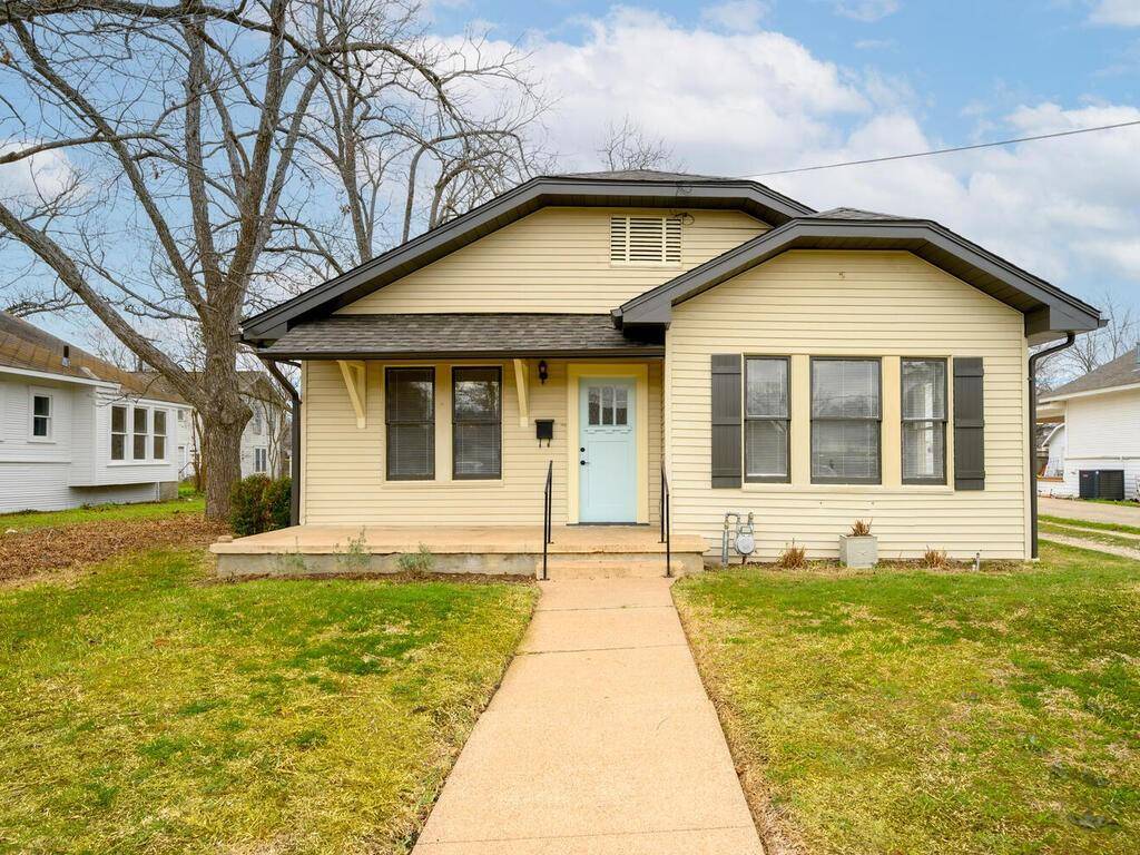 Taylor, TX 76574,916 Cecelia ST