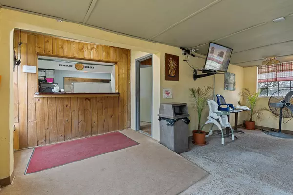 Del Valle, TX 78617,375 Mesa DR