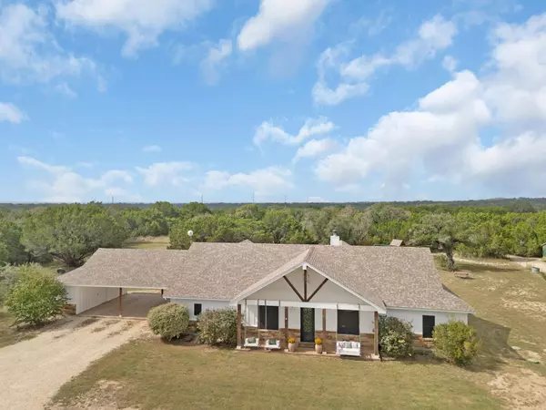 Lampasas, TX 76550,6757 County Road 3010
