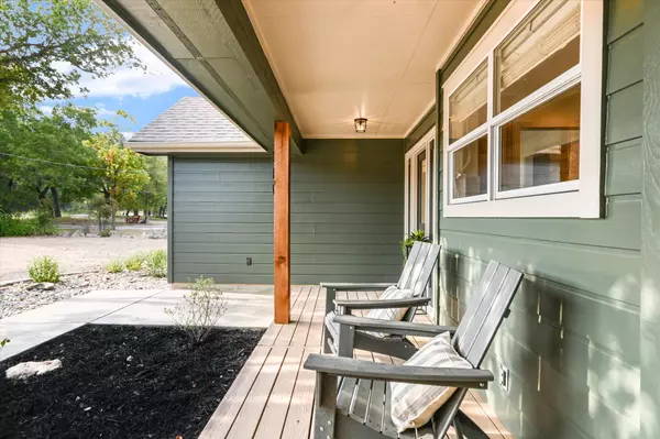 Wimberley, TX 78676,302 Valley DR