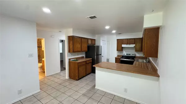San Marcos, TX 78666,1304 Conway DR #B