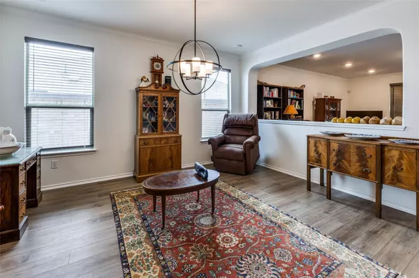 Austin, TX 78744,7203 Wink WAY