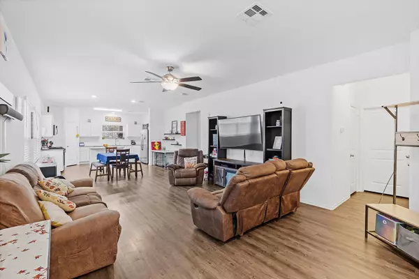 Liberty Hill, TX 78642,180 Red Buckeye LOOP