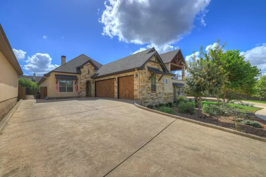 1329 River Place DR, New Braunfels, TX 78130