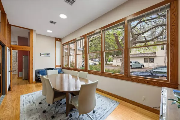 Austin, TX 78701,1508 San Antonio ST