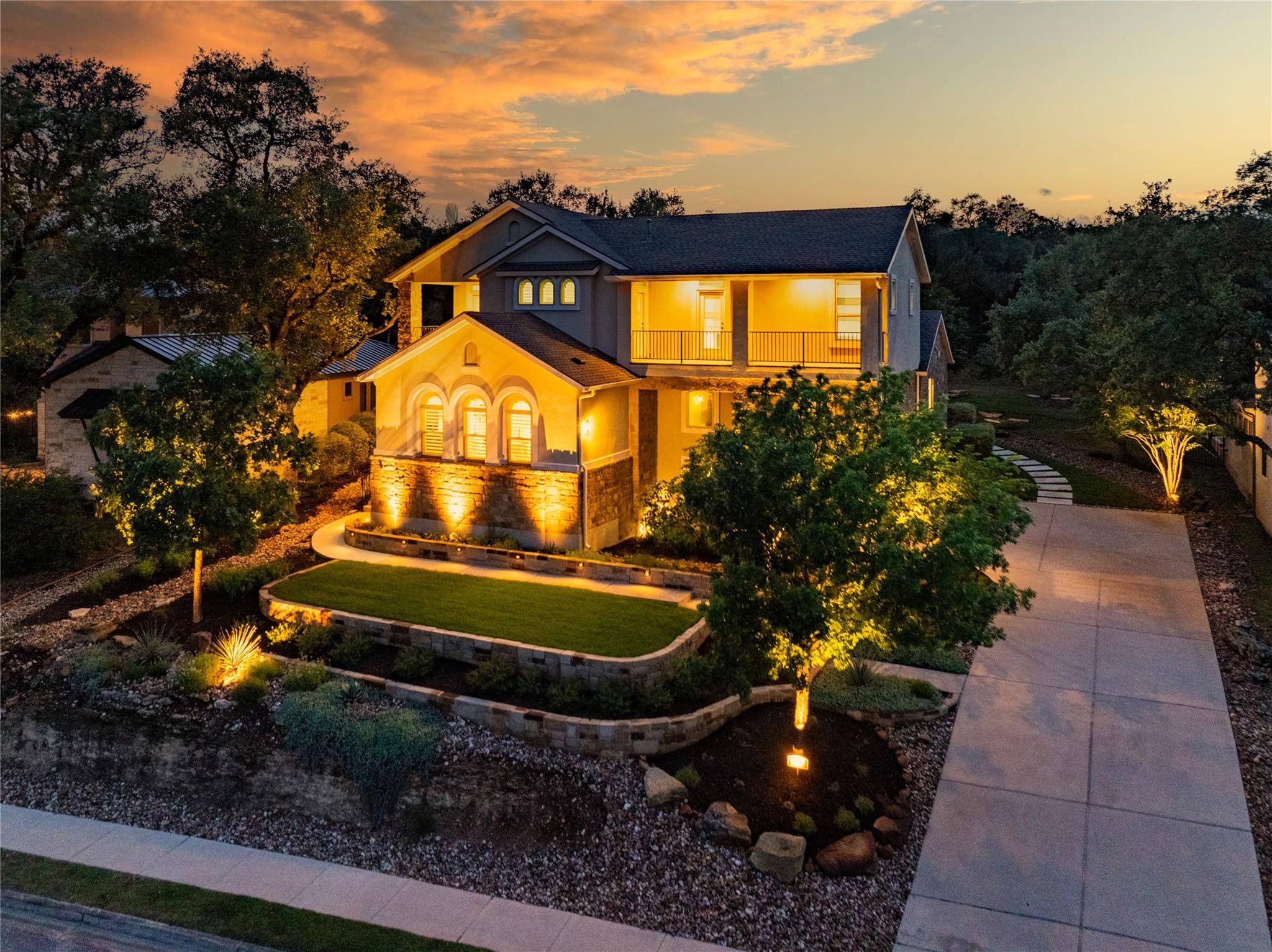 2516 Arion CIR, Austin, TX 78730