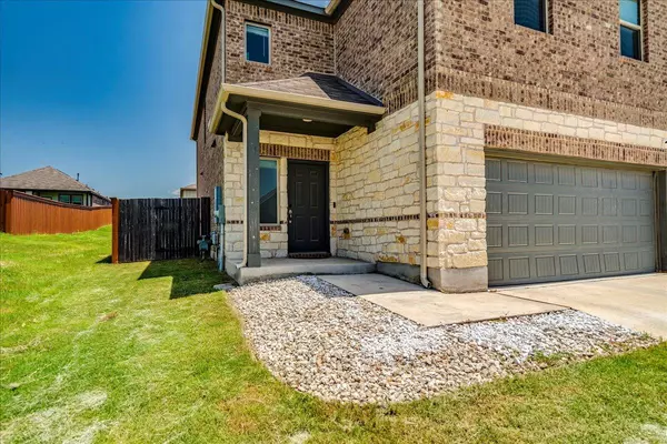 Buda, TX 78610,345 Silktassel WAY