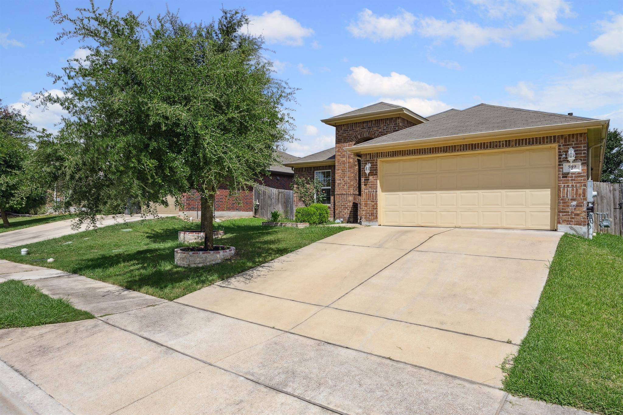 Buda, TX 78610,549 Pond View PASS