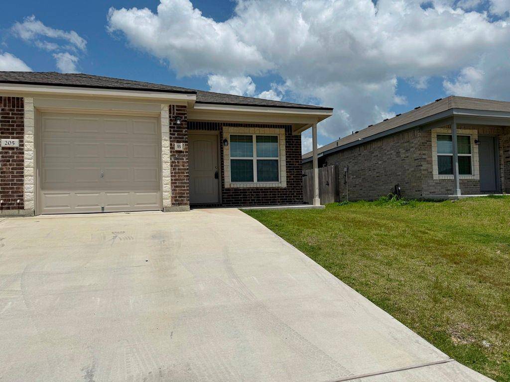 205 Dolphin DR #B, Temple, TX 76501