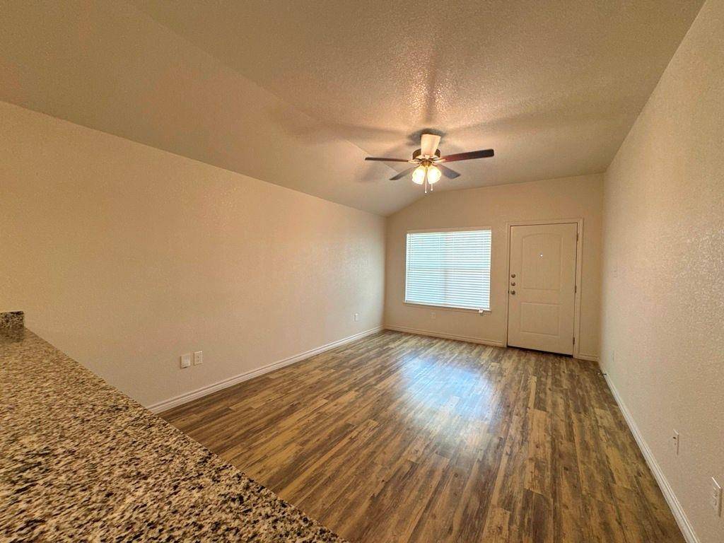 Temple, TX 76501,205 Dolphin DR #B