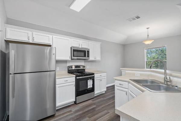 3301 El Salido PKWY #622, Cedar Park, TX 78613