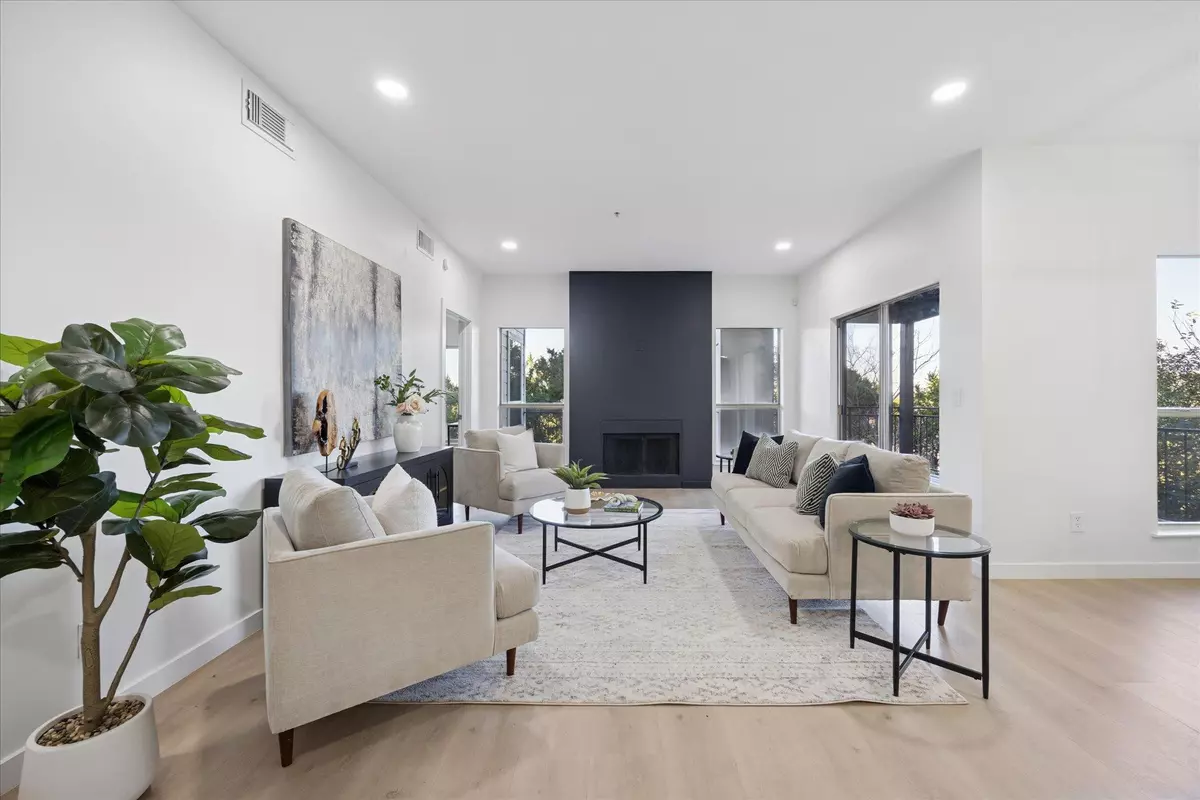 Austin, TX 78730,6000 Shepherd Mountain CV #1916