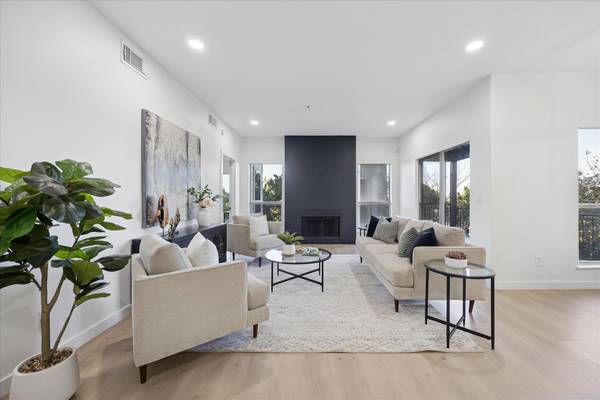 6000 Shepherd Mountain CV #1916, Austin, TX 78730