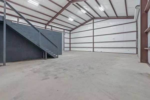 Austin, TX 78736,14707 Fitzhugh RD #D-100