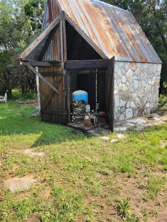 Spicewood, TX 78669,127 Turkey Tree RD