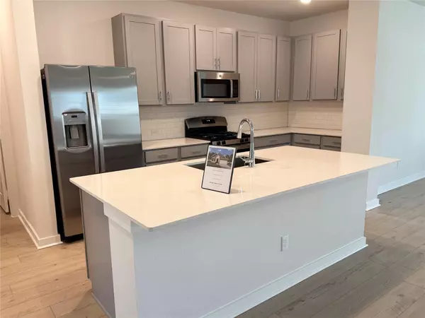 Hutto, TX 78634,109 Corn LN