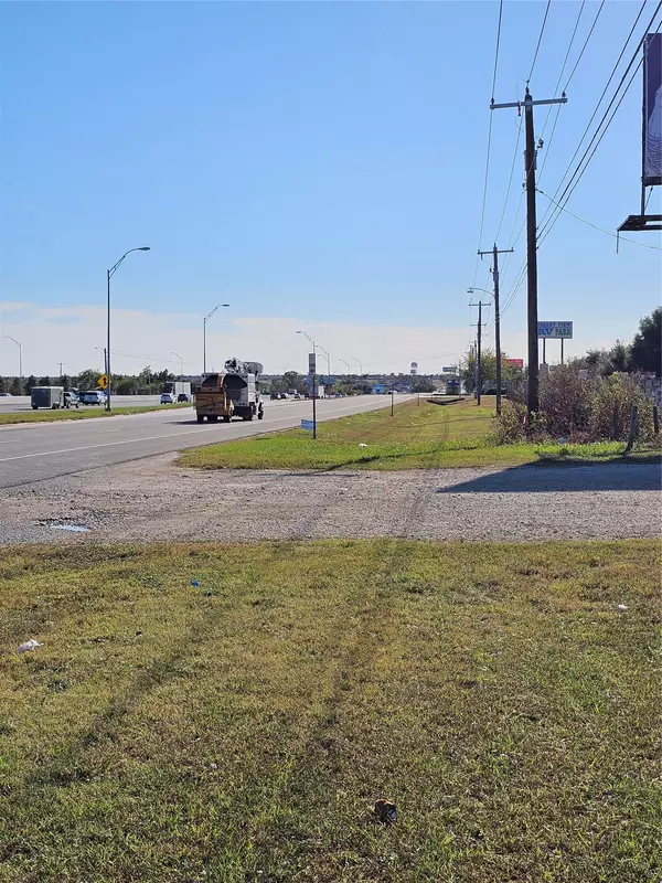 Jarrell, TX 76537,13615 N Interstate 35 HWY