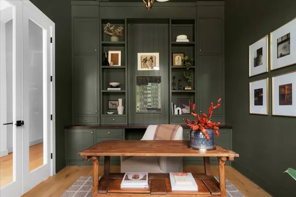 482 Running Bird RD, Austin, TX 78737