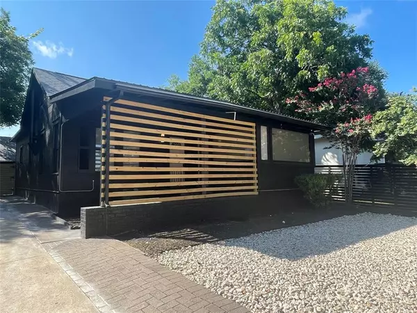 1403 Newfield LN, Austin, TX 78703