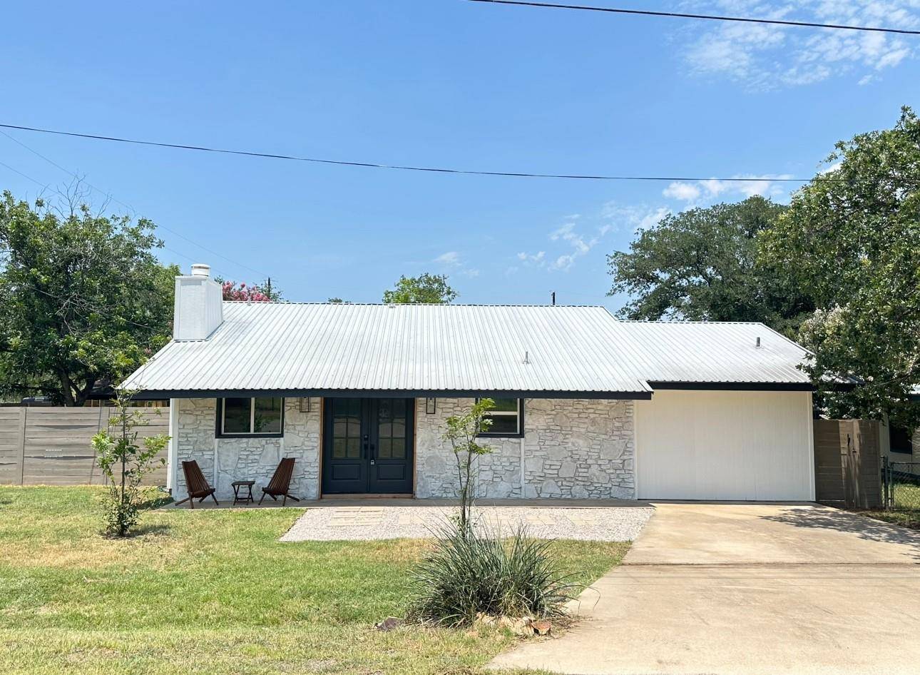 403 Hilldale DR, Granite Shoals, TX 78654