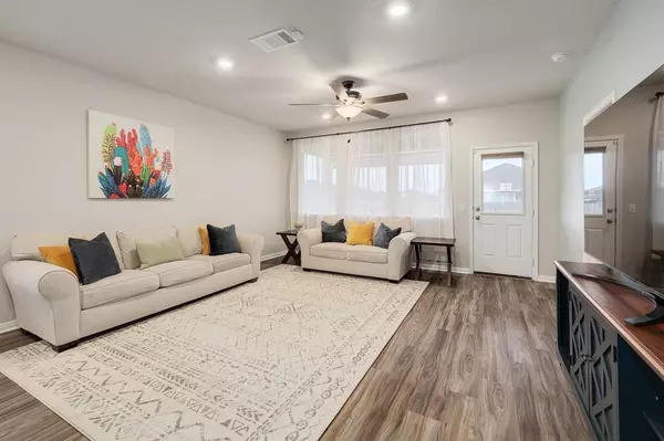 Leander, TX 78641,200 Arrowhead Vine DR