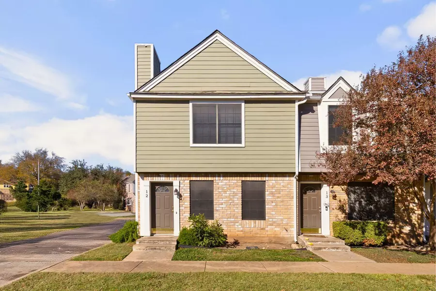 12325 Los Indios TRL #12, Austin, TX 78729