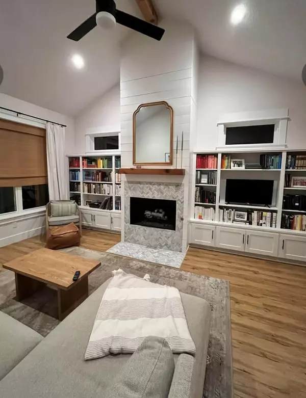 Kyle, TX 78640,303 W Austin ST