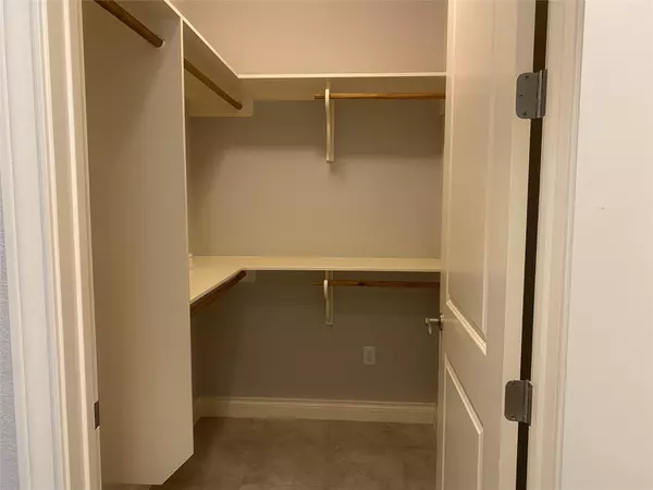 Austin, TX 78734,104 BELLA TOSCANA Ave #2106