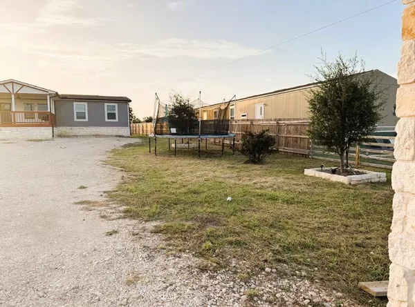 Dale, TX 78616,104 Pineapple Sage Cv CV
