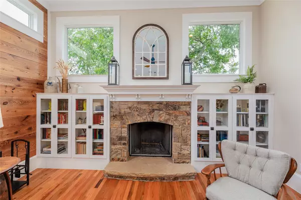 Georgetown, TX 78626,403 E 4th ST S