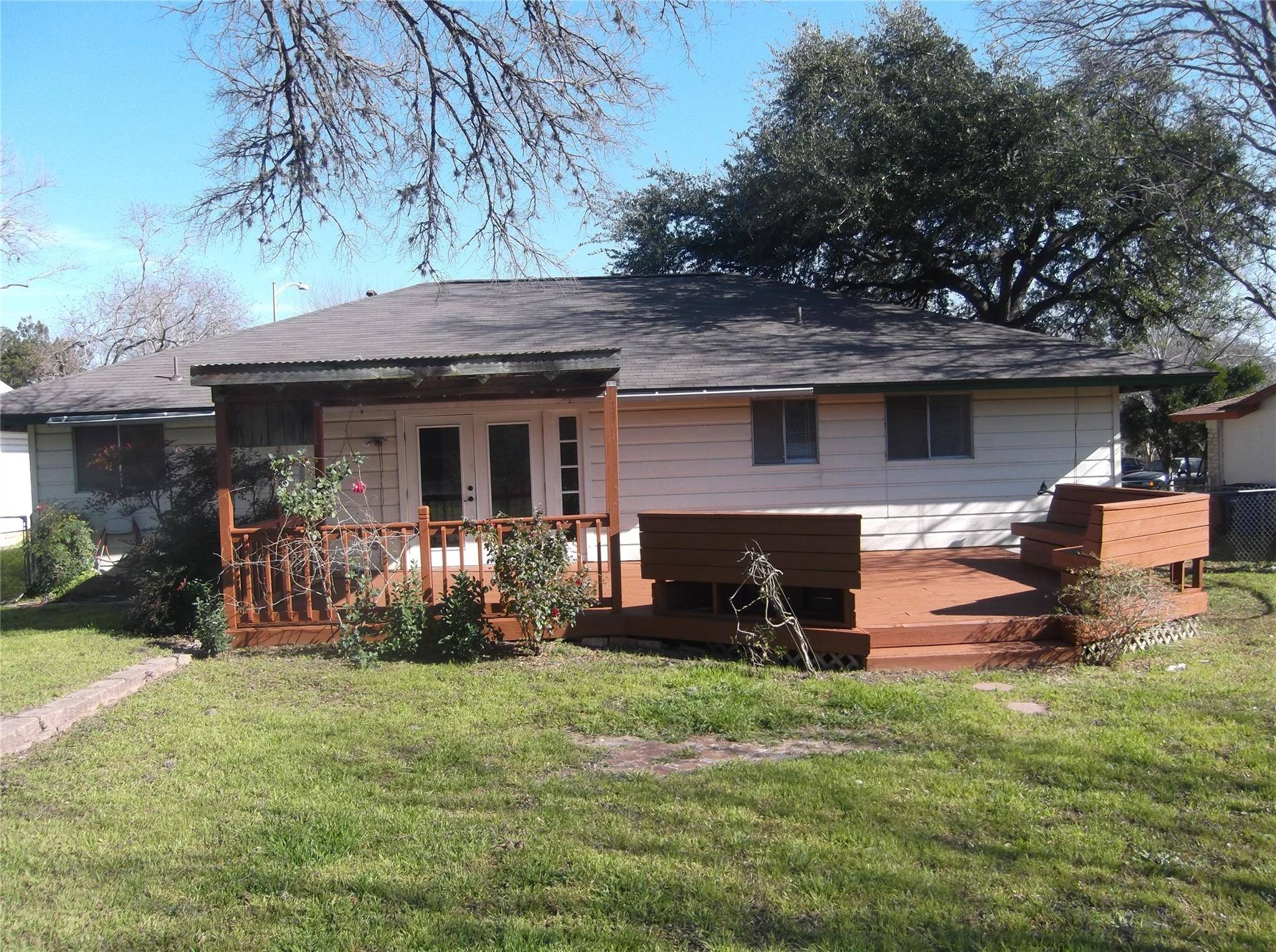 Austin, TX 78745,2111 Falcon Hill DR