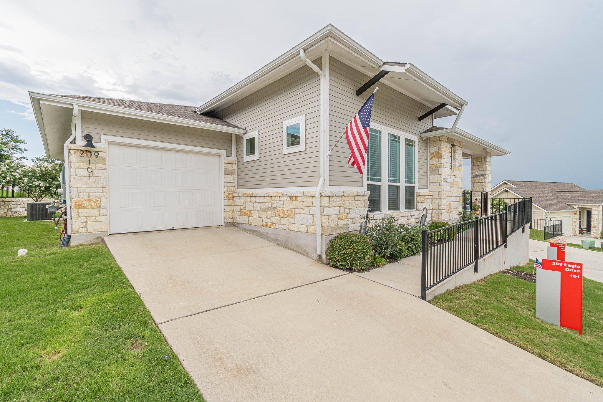 San Marcos, TX 78666,209 Eagle DR #101
