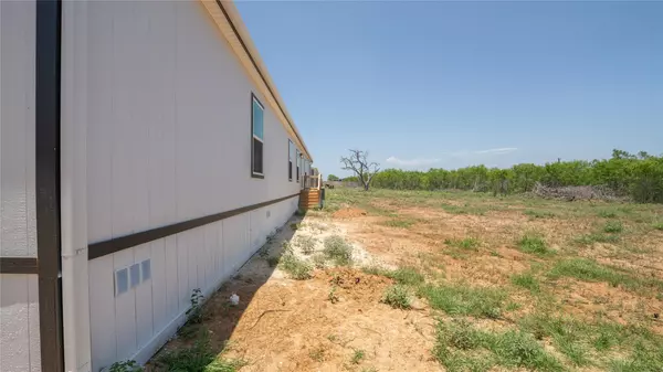 Luling, TX 78648,1145 Callihan RD